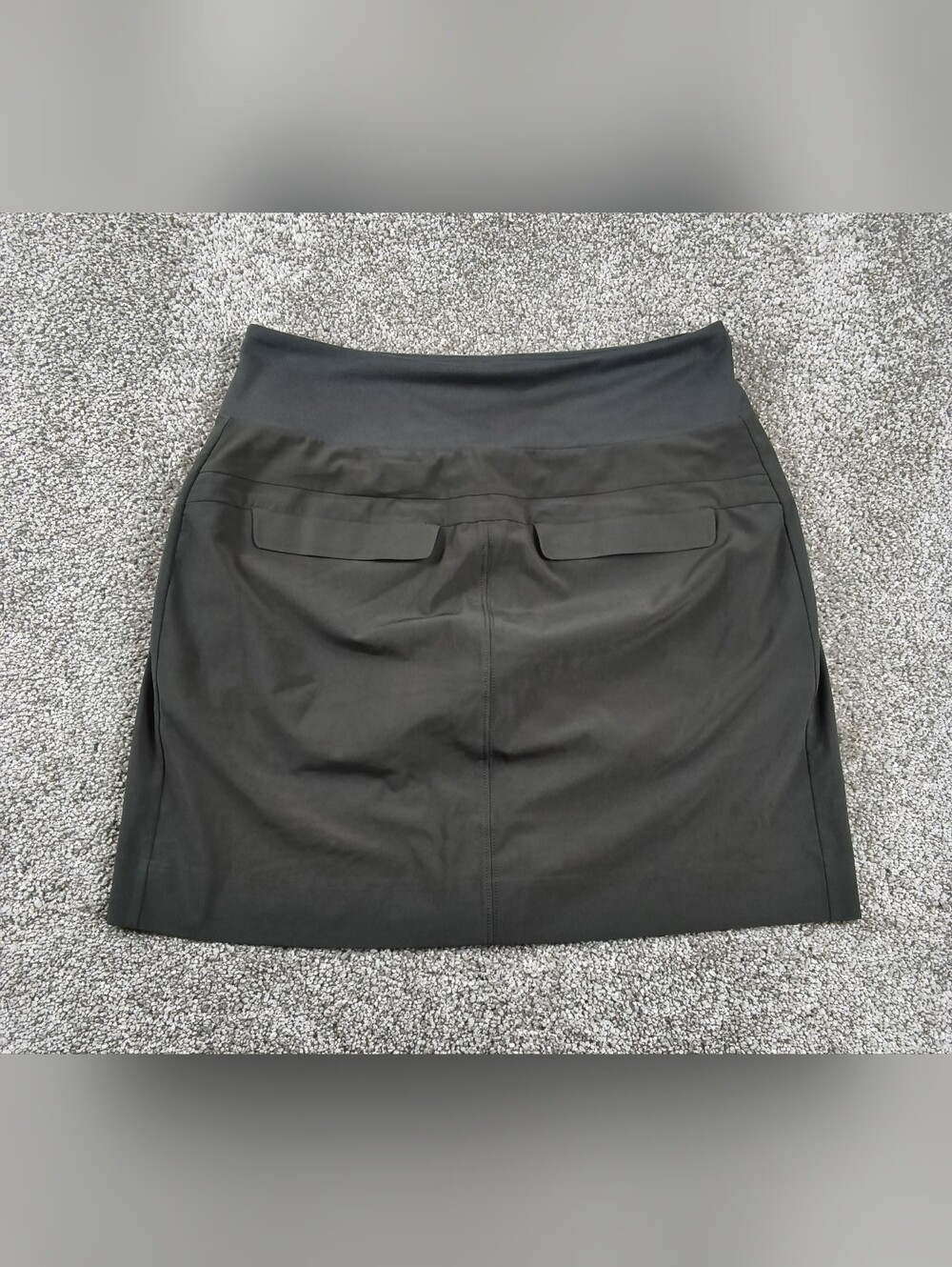 Athleta Skort Size 2 Olive Green Performance Active Travel Skirt Pickleball - Picture 2 of 3